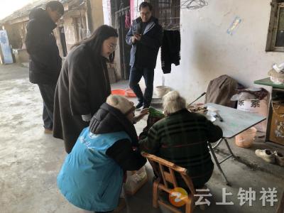 文集镇：寒冬送温暖 安全护平安