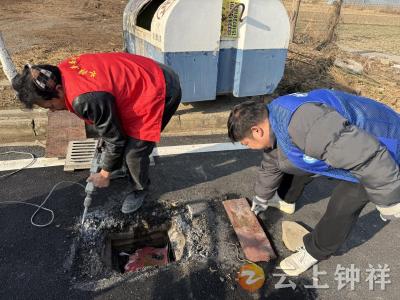 长滩镇长滩埠社区30分钟快速处置路面井盖隐患