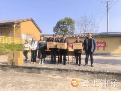 客店镇杨岭村：“小积分”承载“大治理” 好风尚催生新动能