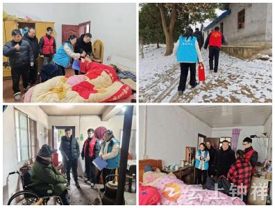 九里回族乡社工站：雪天敲门送暖 筑牢安全防线
