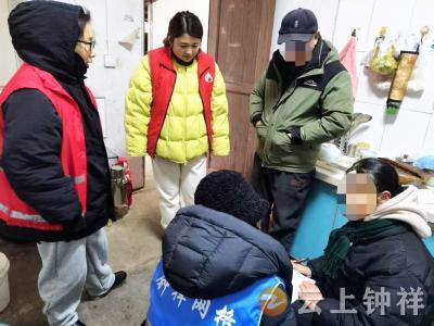 郢中街道镜月湖社区网格员入户排查 筑牢一氧化碳“防毒墙”