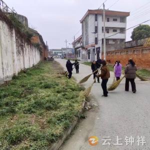 石牌镇：落实路段长责任制 多方协同擦亮家园底色