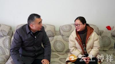 白海峰走访慰问专家人才