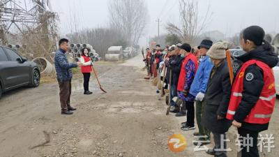 皇庄街道莫愁湖社区：党建引领聚合力 “清洁家园”焕新颜 