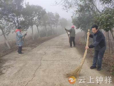 钟祥东桥镇团山村：积分制引领大扫除 洁净宜居迎新春