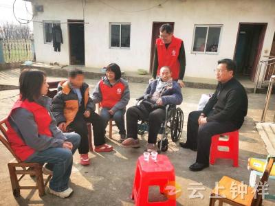 石牌镇关庙村联合国能长源荆门发电有限公司开展新春关爱慰问行动