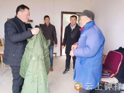 东桥镇沈集村：网格温情暖新春 贴心帮扶护民生