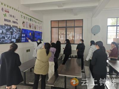 家校携手 共护食安——中果园小学开展膳食监督家长委员会活动