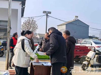 洋梓镇：春耕备耕送技术 基质育秧助丰产