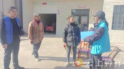 文集镇何埂村：入户走访零距离 特殊群体心相依