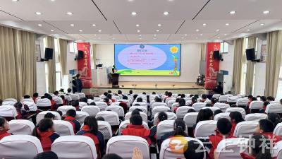 钟祥：交通安全进校园 上好开学第一课