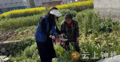 皇庄街道莫愁湖社区开展清明防火巡查 守护辖区平安