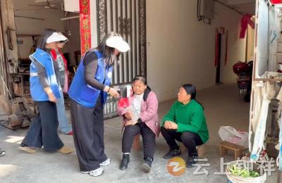 禁种铲毒不松懈 莫愁湖社区开展罂粟专项巡查行动