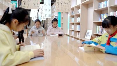 江心岛上，有间“不卖书的书屋”！
