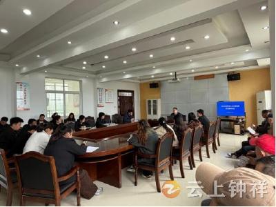 钟祥市司法局开展“公共法律服务进社区”活动