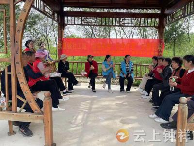 张集镇社工站开展“温情相伴 自然疗愈”主题活动