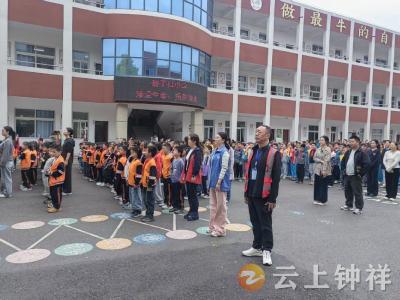 划子口社区网格员进校园，织密防溺水安全防护网