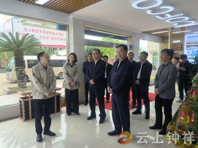 省总工会调研钟祥工会工作