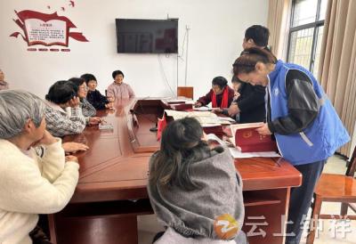 柴湖镇前营村：网格服务“零距离” 确权证送到家