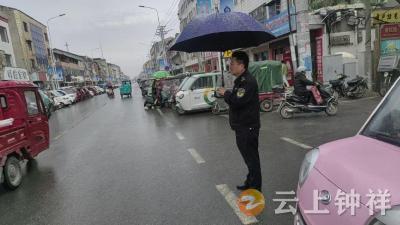 柴湖镇：站好“护学岗” 管好“门前街”