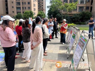 回收焕新生 分类新时尚——钟祥市开展2026年全国城市生活垃圾分类宣传周进小区活动