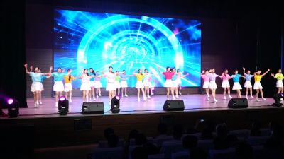 钟祥市职教中心举行2026年职业教育活动月暨技能文化节文艺汇演