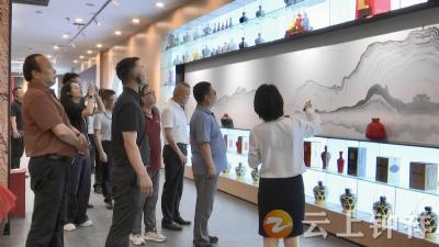 钟祥市考察团赴荆州开展产业对接暨招商引资考察活动