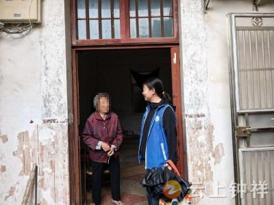 郢中街道韩家街社区：风雨坚守暖民心 网格守护独居老人