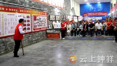 钟祥市开展“传承雷锋精神 点亮自强人生”主题公益活动