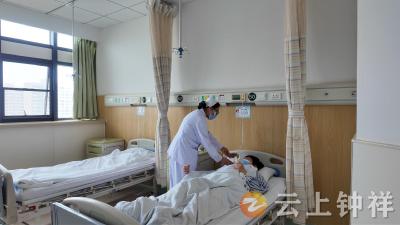 佘亚娇：方寸病房守初心 匠心带教传薪火