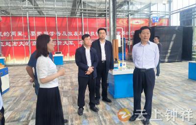 省科技馆联盟调研组到钟祥调研科技馆免费开放工作