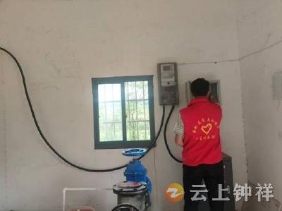 东桥镇三星村：助农春耕暖民心