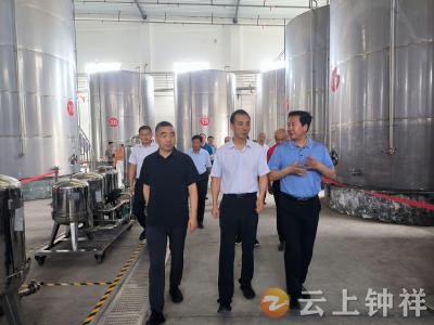 荆门市政协调研钟祥农产品加工业振兴发展