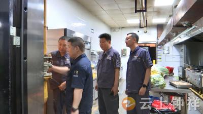 党员先锋队护航高考 钟祥华润燃气筑牢考点燃气安全防线