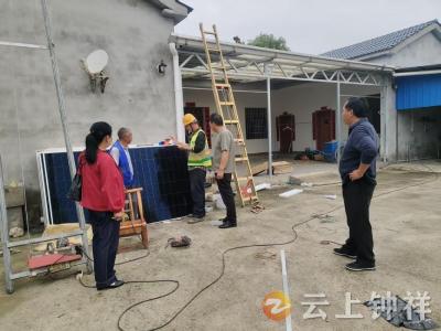 冷水镇鲍岗村：隐患排查不松懈 筑牢高空作业安全线