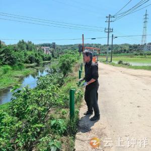 张集镇扎实推进农村公路消危整治工作 筑牢道路安全防线