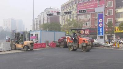 将军路施工多点同时进行  保质保量保本月中旬通车
