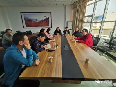 《西游记》主创王崇秋回乡做客麻城市融媒体中心