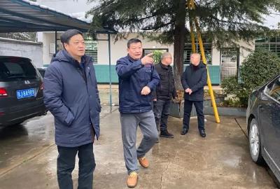 肖志飞深入企业开展大走访、大排查
