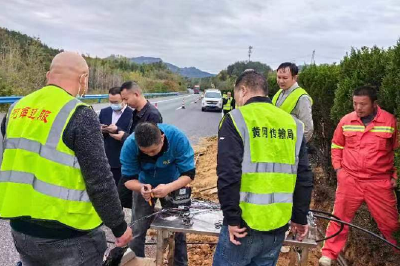 中国电信麻城传输分局全力抢修通信线路