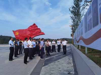 市领导带领考察团赴红安考察学习美丽乡村建设工作