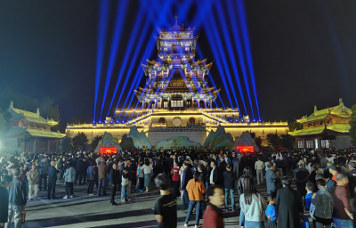 《遇见麻城》惠民演出捧上五一精美的“文化大餐”