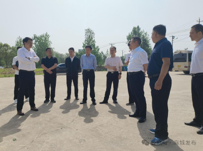 市政协开展“关爱‘一老一小’共建幸福社区”专题协商