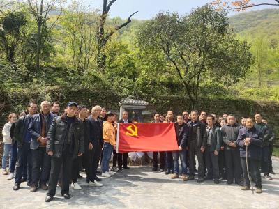 【学党史 明初心】花林寺镇：烈士墓前祭英魂 革命薪火代代传