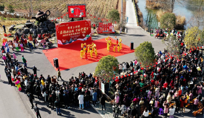 【学习强国】湖北远安：鹿苑“村晚”乐翻天 共同缔造迎新春