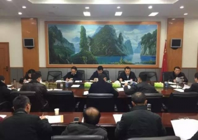 郝胜勇主持召开市委常委（扩大）会议 传达学习黄冈市第五次党代会精神