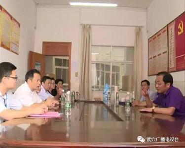 市长李新桥到市区各高考考点巡查，要求：务必保证考生顺利到达考场、考生人身安全和考生良好的休息环境