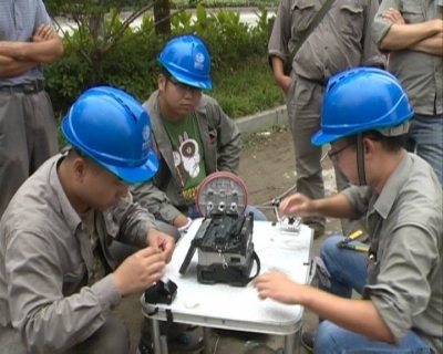 野蠻施工造成大面積停電，我市供電公司多措并舉保供電