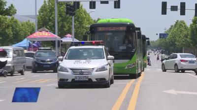 武穴警方多警种多部门联合执勤护航高考学子