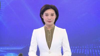 绿化带下起“毛毛虫雨” 园林工人忙除虫